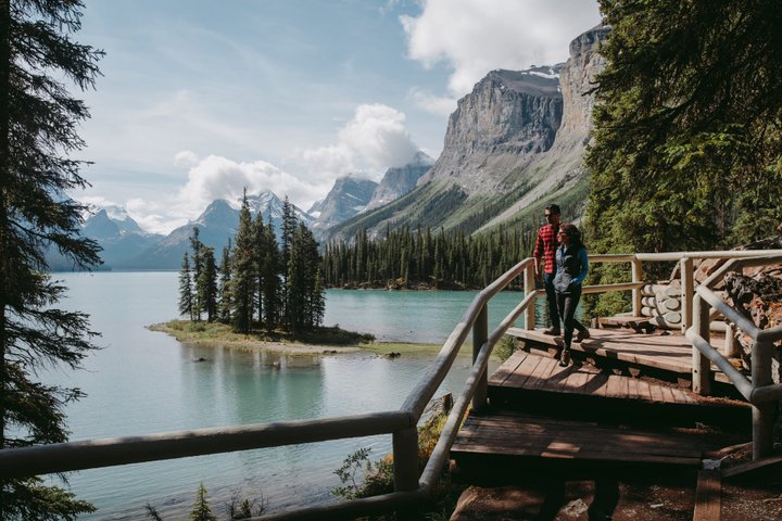 Kanada Reise - Wanderer am Maligne Lake, Jasper NP