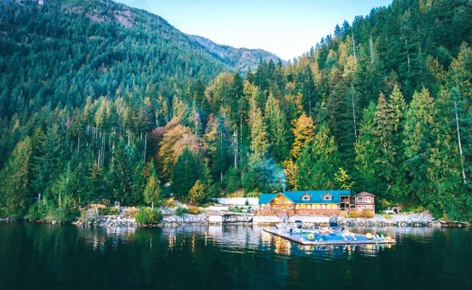 Kanada Reise - Klahoose Wilderness Resort von außen